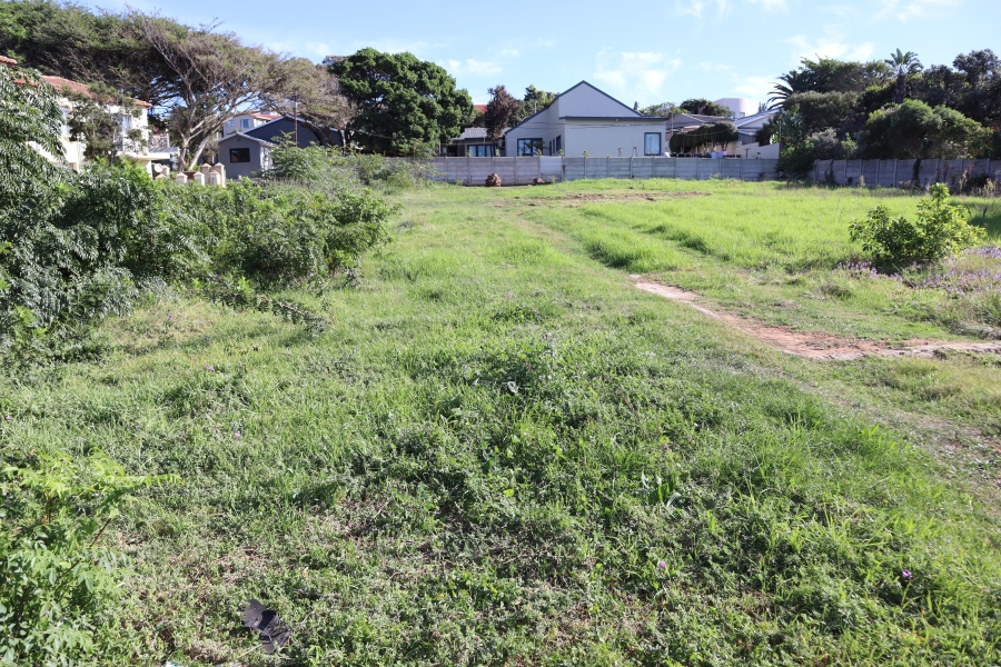 0 Bedroom Property for Sale in Wavecrest Eastern Cape